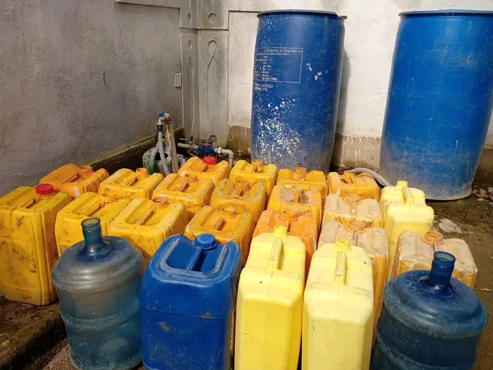 Kabare : la pénurie d’eau à Luhihi plonge le village d’Izimero dans une crise sanitaire imminente